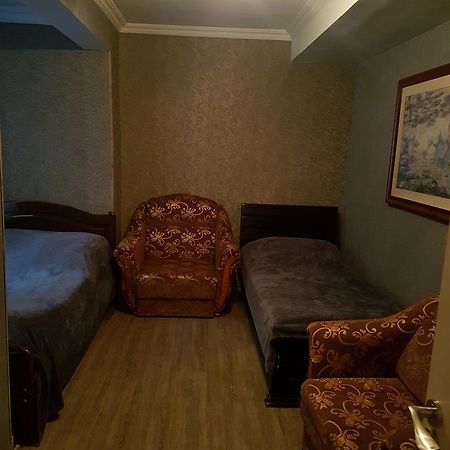 Emi House Hotel Borzsomi Kültér fotó