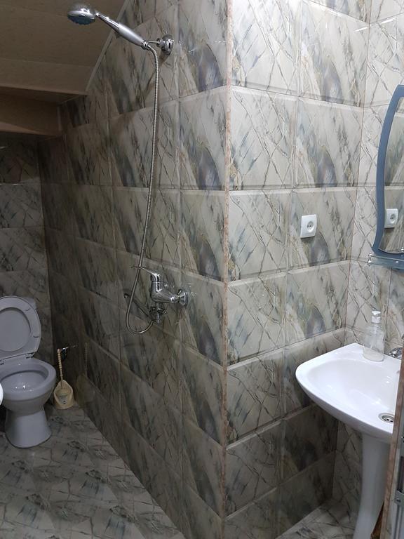 Emi House Hotel Borzsomi Kültér fotó