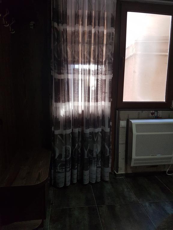 Emi House Hotel Borzsomi Kültér fotó