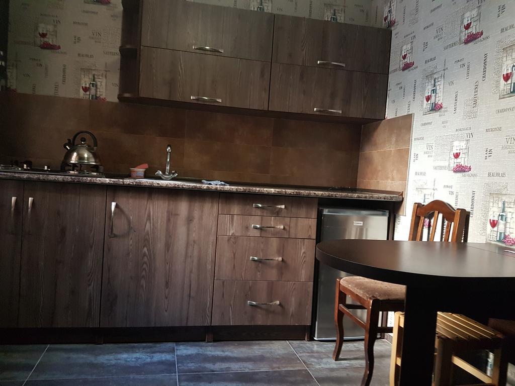 Emi House Hotel Borzsomi Kültér fotó