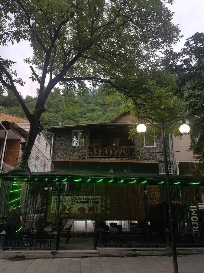Emi House Hotel Borzsomi Kültér fotó